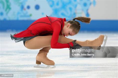 Yulia Lipnitskaya Photos And Premium High Res Pictures Getty Images