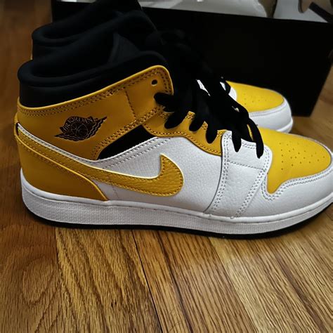 yellow Jordan 1s Worn once #jordans #jordan1 - Depop