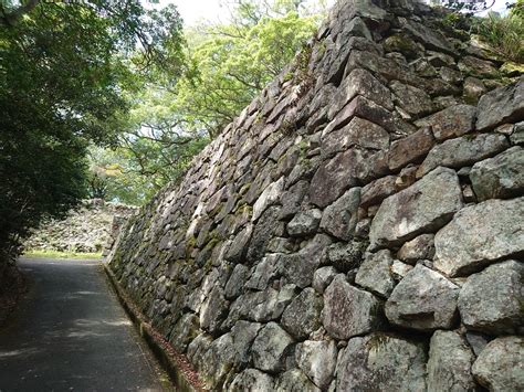 洲本城の写真：模擬天守 たかおさん 攻城団