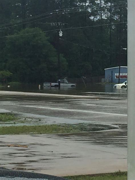 TxDOT warns of flooding over US 96 in Buna | KFDM