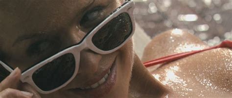 Naked Tahyna Tozzi In Beautiful