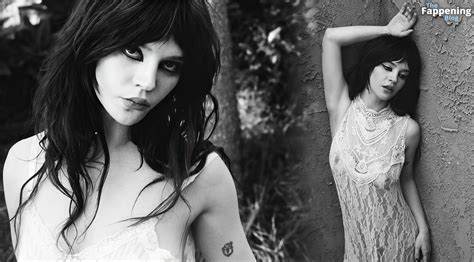 Sophie Thatcher Soapy T Nude Leaks OnlyFans Photo 176 TheFappening