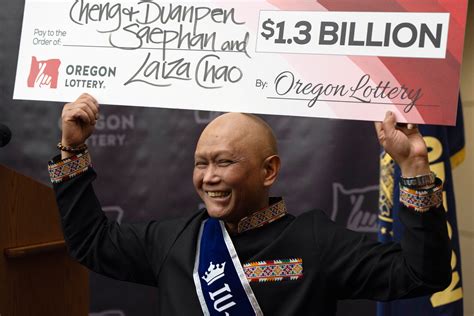 $1.3bn Powerball jackpot winner is an immigrant who has cancer | The