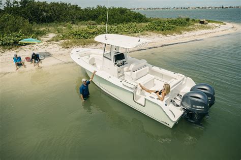 Boat Dealer in St. Pete, Florida | New & Used Boats | Pro Marine USA