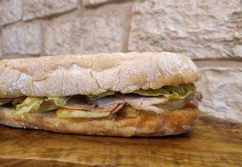 Panino Con Porchetta E Patate Ricetta Sostanziosa