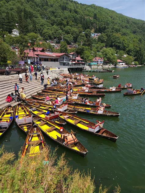 Boats on the Shore of the Nainital Lake in India · Free Stock Photo