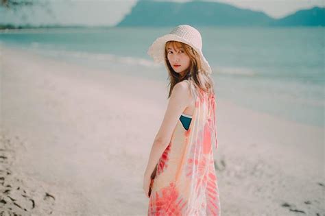 Hot girl Thái Lan dẫn đoàn U23 Việt Nam tại VCK U23 châu Á Tinmoi