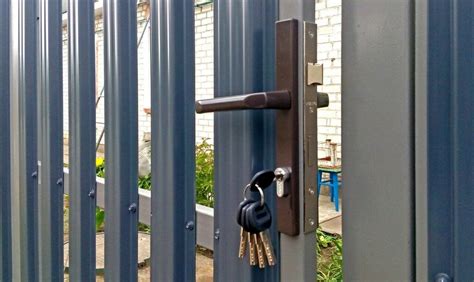 Ручка для калитки: выбор и установка своими руками от А до Я! Советы ...