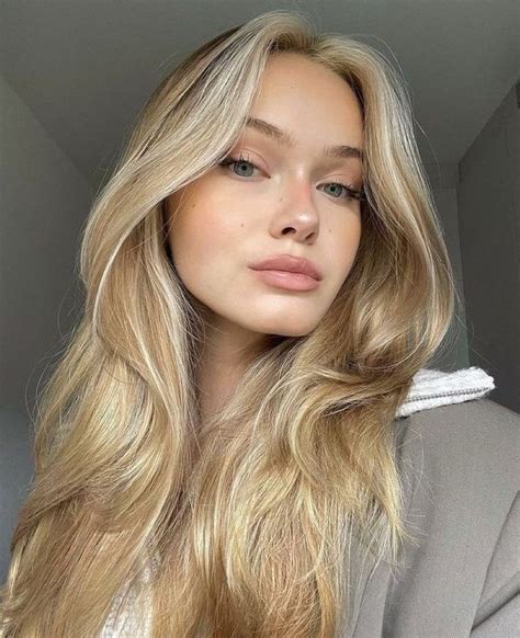 Aesthetic Inspirations For Social Media Tap Here Color Blonde Hair Inspiration Winter Hair