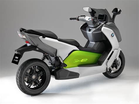 Bmw C Evolution Scooter Hitting Paris Runway