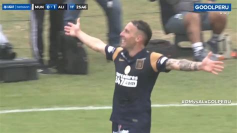 Pablo Lavandeira anotó gol y abrió la cuenta para Alianza Lima ante