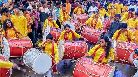 वदयरग ढल तश पथक Vaadyrng Dhol Tasha Pathak at Fort cha Raja