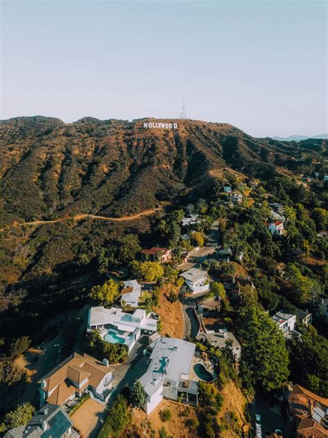 Average Earnings for Criminal Defense Lawyers in Los Angeles 14