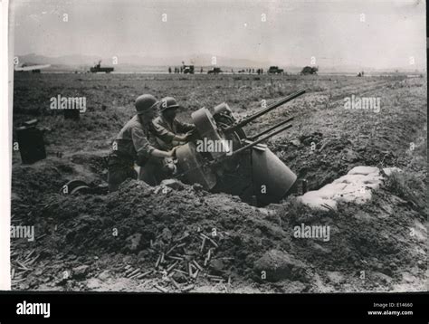 Flugabwehr Maschinengewehr Fotos Und Bildmaterial In Hoher Auflösung Alamy