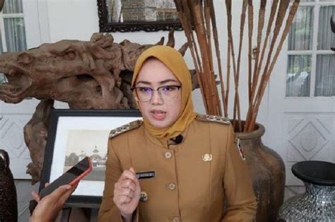 Bupati Purwakarta Anne Ratna Mustika Gugat Cerai Dedi Mulyadi Punya