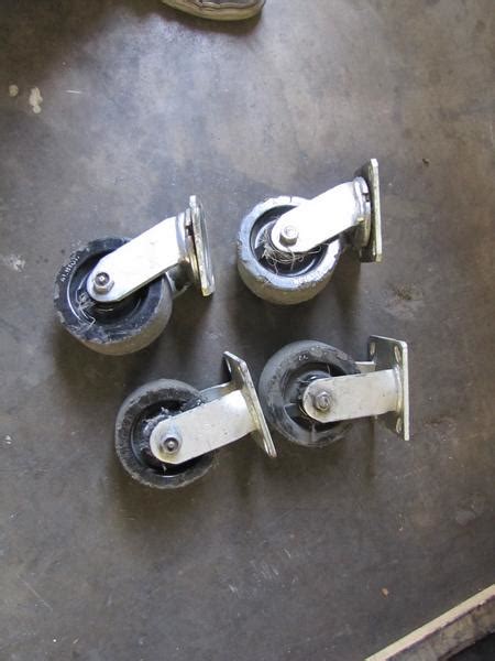 Lot #90: Albion L5 Caster Wheels Set (4 Wheels Total) - WireBids