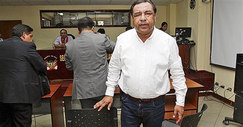 Exalcalde De Olmos Y Exfuncionarios Buscan Anular Sentencia Por