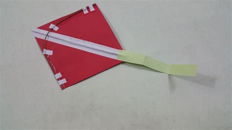 Make an Easy Kite : 7 Steps - Instructables