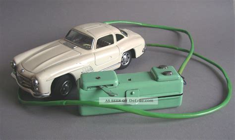 Kosuge Marusan Japan Mercedes Benz 300 Sl Vintage Remote Battery Tin Toy Car 50s