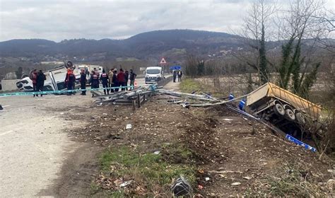 Zonguldak Ta Feci Kaza Kamyon Araca Arpt L Yaral Son