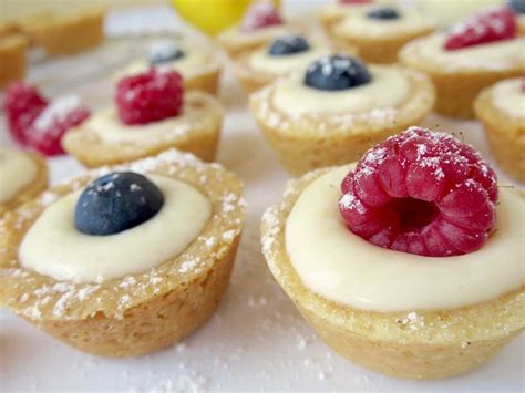 MINI LEMON CURD TARTS What Sarah Bakes