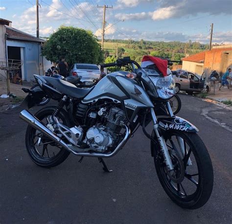 Pin De Lariane Santos Em Motos