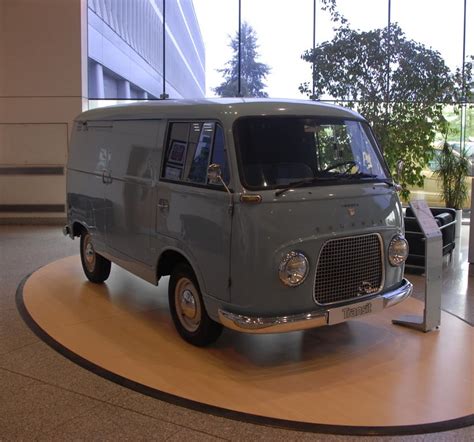 Im Rückspiegel 50 Jahre Ford Transit 1 Magazin