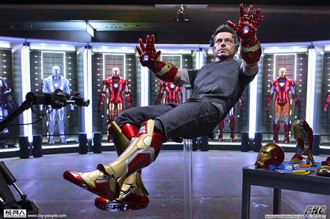 Hot Toys MMS 鋼鐵人 東尼史塔克實驗場景版開箱報告