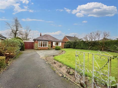 Rivermead Drive Garstang Preston Bed Detached Bungalow