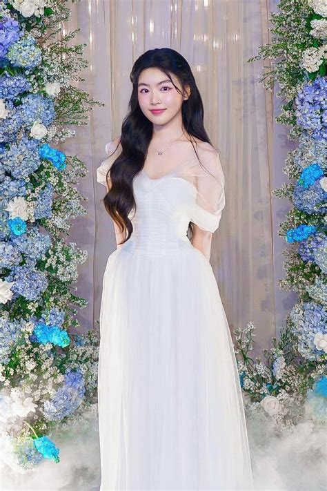 B C Nh Hot C A Con G I Mc Quy N Linh Tin