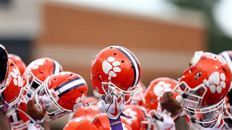 How To Watch Clemson Football Vs Georgia Tech On Tv Live Stream