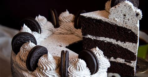 Oreo Cake (Chocolate Cake with Oreo Frosting) - Wild Wild Whisk