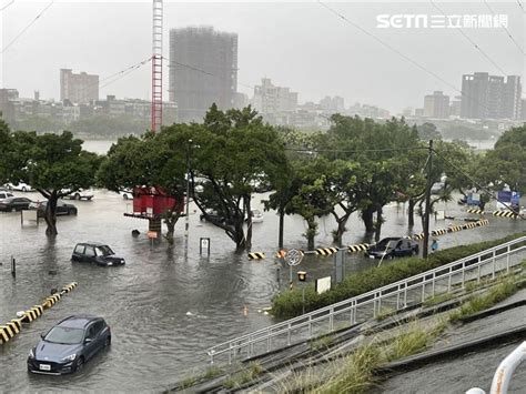 新／台北士林堤外停車場「水淹半個輪胎高」 畫面曝光 社會 三立新聞網 Setncom