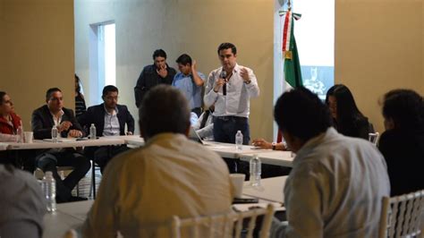 Se Re Ne Agust N Dorantes Con Los Presidentes Directivos Municipales