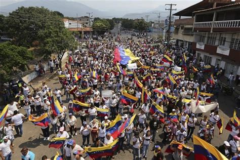 Venezuela oposición eleva la presión por ayuda humanitaria