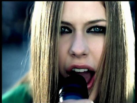 Avril Lavigne Sk Er Boi Mv Screencaps Hq Music Image