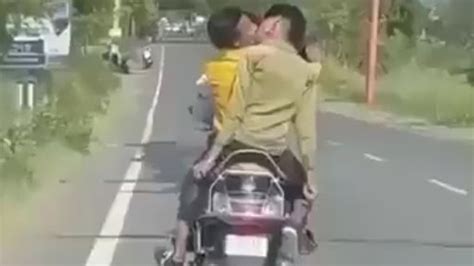 India News Video Of Guys Kissing On Moving Scooty In Rampur Goes