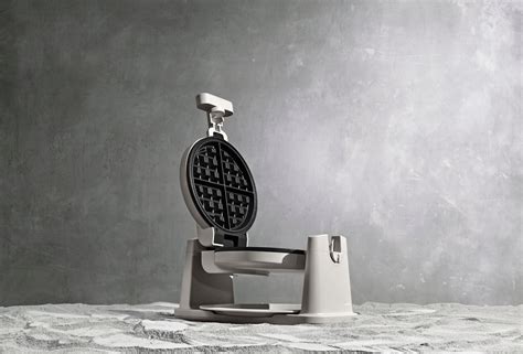 CRUXGG Single Rotating Waffle Maker – Crux Kitchen