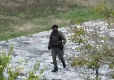 LAJMI I FUNDIT Gjendet në mal edhe një kufomë e një terroristi serb