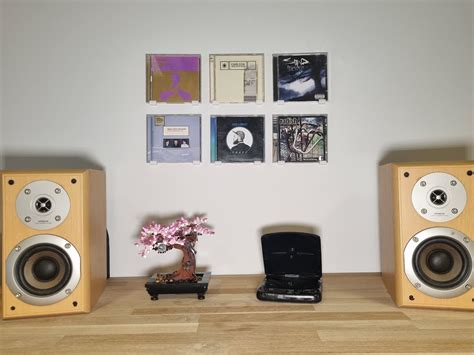 CD Bracket, Wall-mount Album Holder, Compact Disc Display Shelf ...