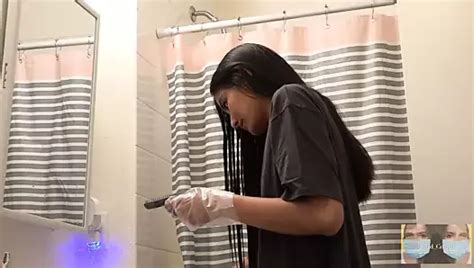 Freaky MILF Bleaches And Dyes Pubic Hair To Look Fancy XHamster