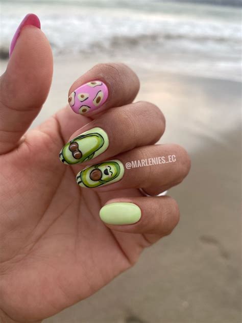 Potasio nails Uñas de aguacate Avocado Nails en 2023 Manicura de