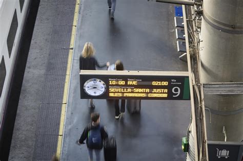 Renfe Supera En Semana Santa El Volumen De Viajeros Pre Covid Con M S