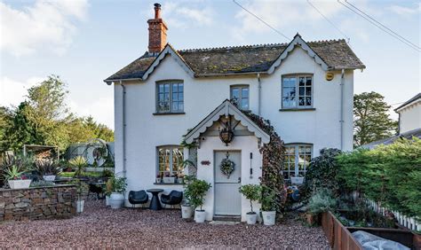 Crediton, Devon by Fine & Country - Issuu