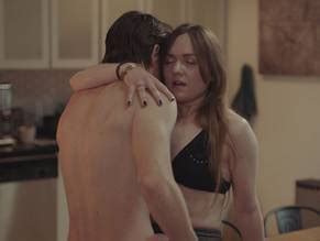 TARA LYNNE BARR Nude AZNude