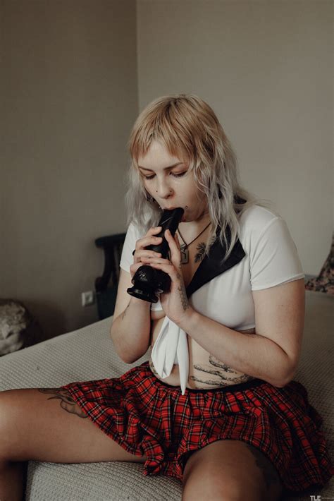 The Life Erotic Featuring Sem Retlick Naked Pics CoedCherry