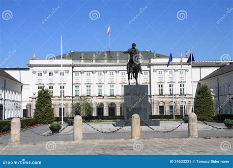 Presidential Palace in Warsaw Stock Photo - Image of parliament, polska: 24533232