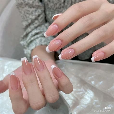 Pin Oleh Moonnnnn Di Nails Ide Cat Kuku Manikur Warna Kuku