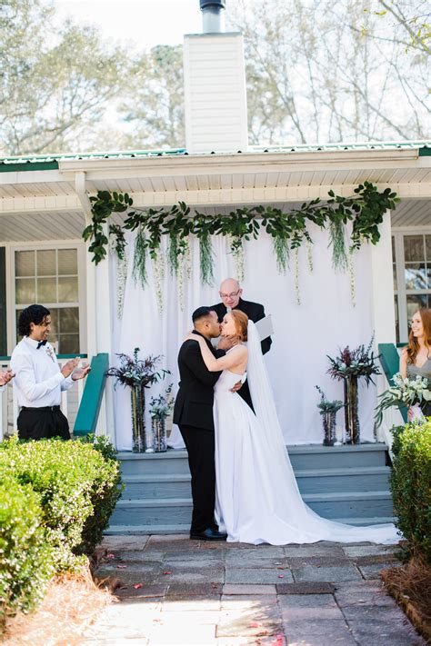 Sara Lynn Photography - Wedding and Portrait Photographer - Tallahassee