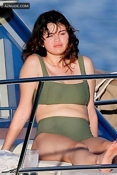 Selena Gomez Stuns As She Soaks Up The Sun In Green Bikini Aboard Luxury Yacht In Hawaii AZNude